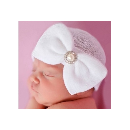 σκουφακι "Newborn'' White with rhinestone