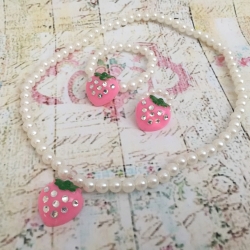 Σετ pearls with diamante Strawberry