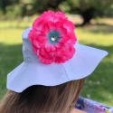 Καπέλο για κορίτσι λευκο΄ με λουλούδι